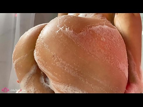 ❤️ Bruneta își masturbează păsărica cu un vibrator până la orgasm intens în duș ❤️ at ro.vegasservice.ru ❌️❤