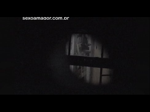 ❤️ Blondina este filmată în secret de un voyeur din cartier ascuns în spatele unor cărămizi goale ❤️ at ro.vegasservice.ru ❌️❤
